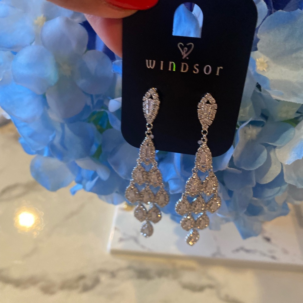 Brand new chandelier earrings